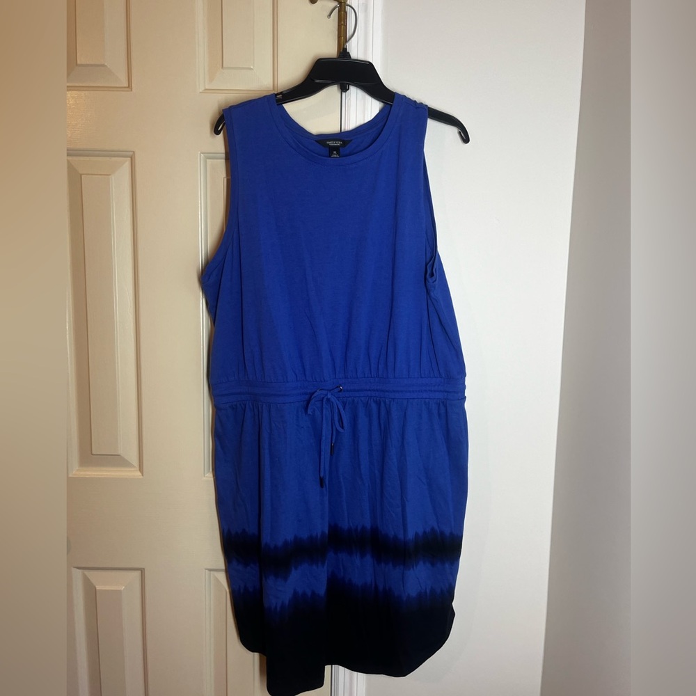 Simply Vera Vera Wang Blue and Black Dress